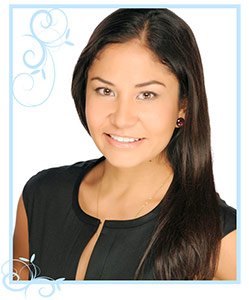 Andrea Diaz headshot